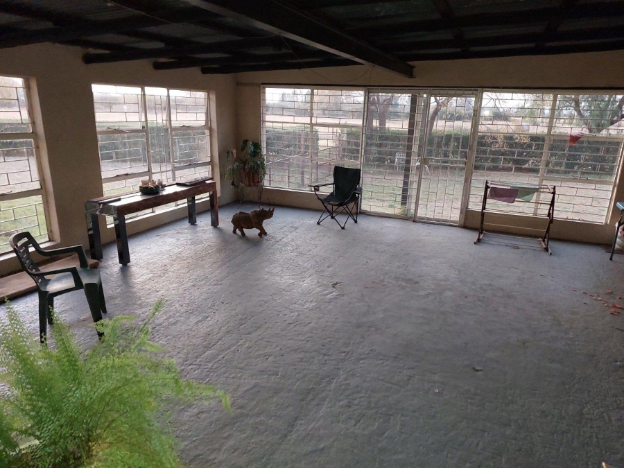 5 Bedroom Property for Sale in Vaal Power A H Free State